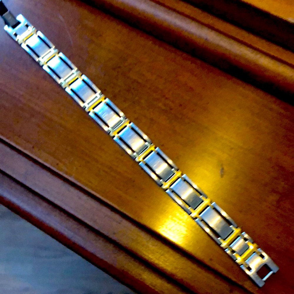 Wellness bracelet